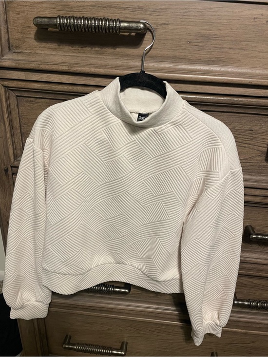 SHEIN Sweaters - SHEIN Cream Textured Mockneck Pullover